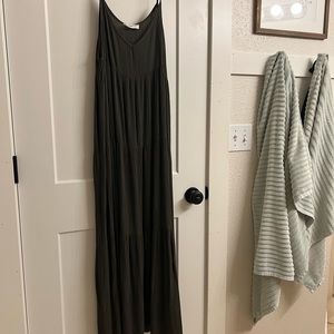 Carly Jean Los Angeles Maxi Dress